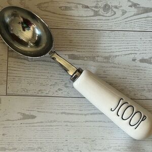 Rae Dunn SCOOP Cream and Silver Ice Cream Scoop